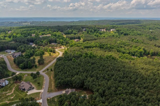2485 River Bluffs Drive, Jasper, TN 37347