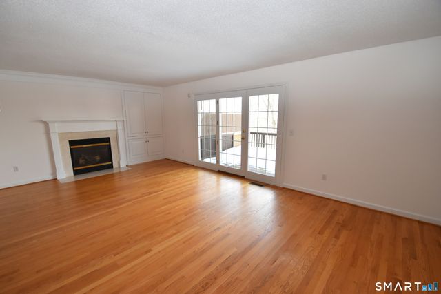 49 Overshot Drive 49, Glastonbury, CT 06073