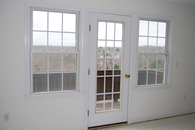 49 Overshot Drive 49, Glastonbury, CT 06073