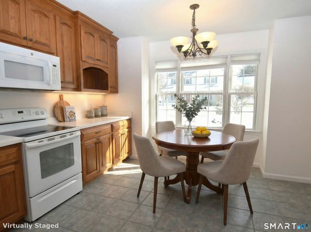 49 Overshot Drive 49, Glastonbury, CT 06073