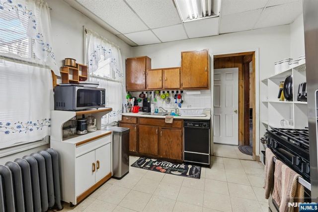 86 Burchard Avenue, East Orange, NJ 07017