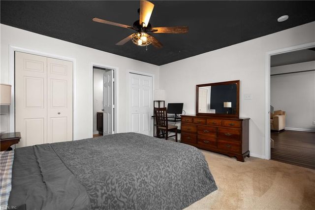 197 Gate House RD, Newport News, VA 23608