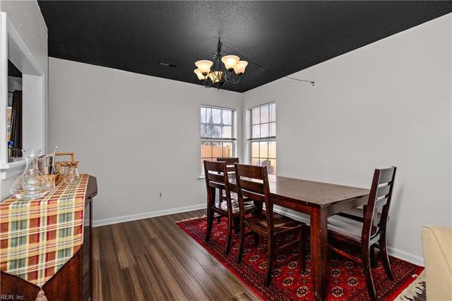 197 Gate House RD, Newport News, VA 23608