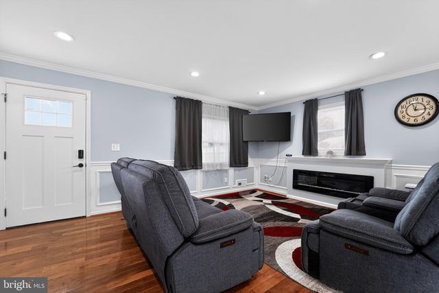 3478 HILLSMERE RD, Gwynn Oak, MD 21207