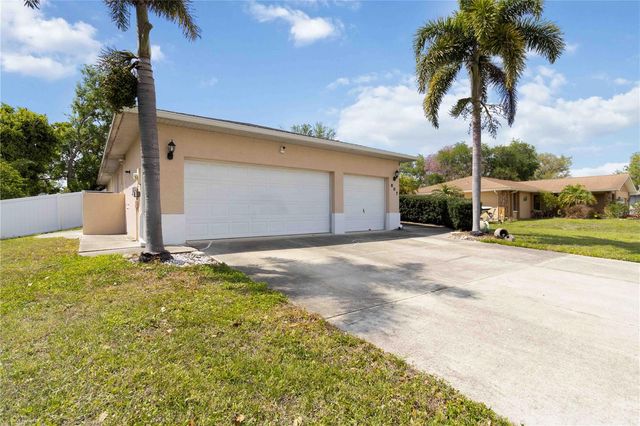 807 IXORA AVENUE, Ellenton, FL 34222