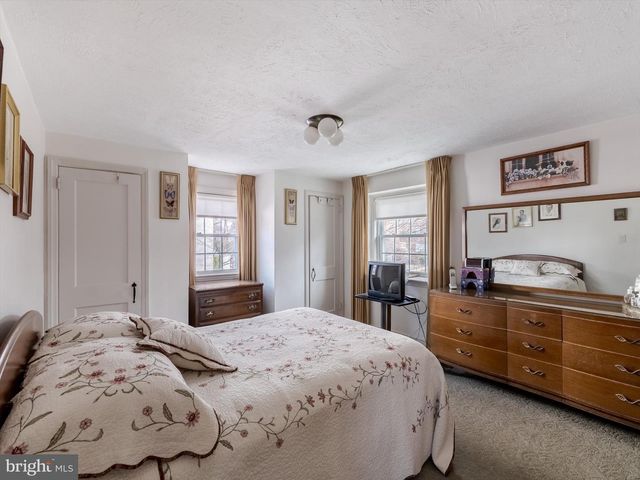 34 SCHUYLER RD, Springfield, PA 19064