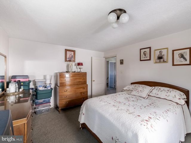 34 SCHUYLER RD, Springfield, PA 19064