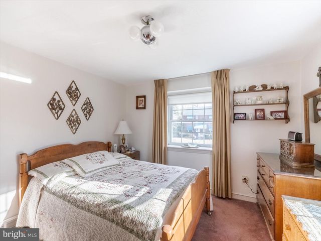 34 SCHUYLER RD, Springfield, PA 19064