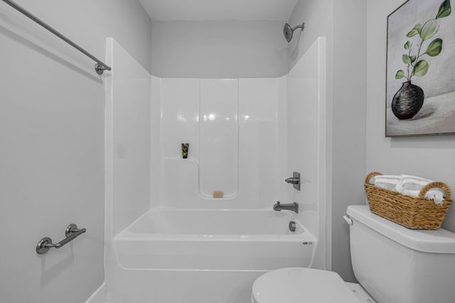 557 Twyla Dr, Lebanon, TN 37087