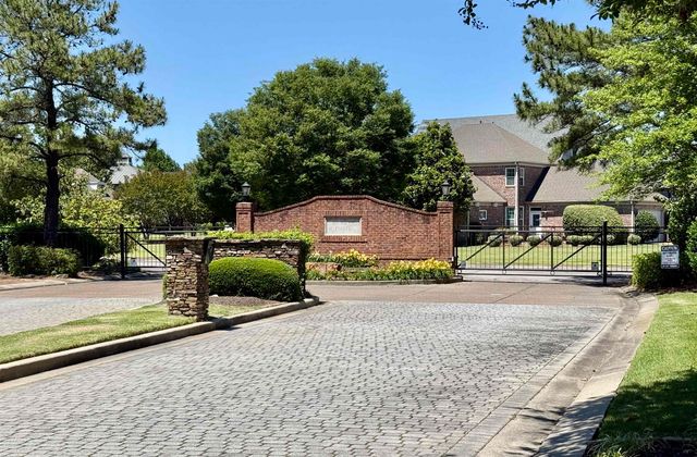 123 FOUNDERS LN, Memphis, TN 38103
