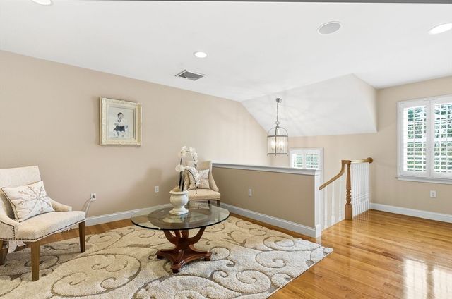 900 Lynnfield St D16, Lynnfield, MA 01940