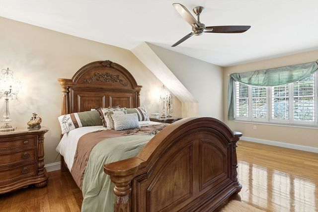 900 Lynnfield St D16, Lynnfield, MA 01940
