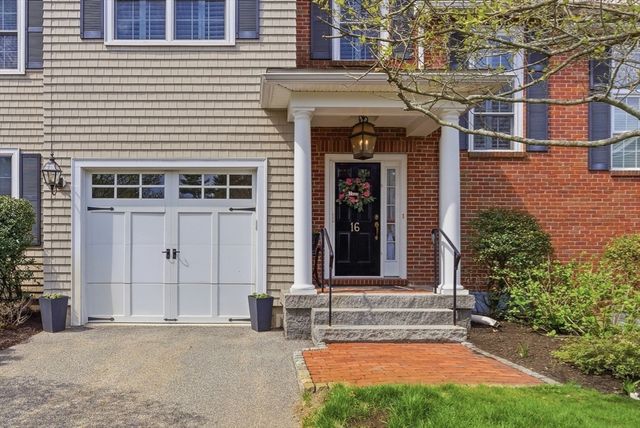 900 Lynnfield St D16, Lynnfield, MA 01940