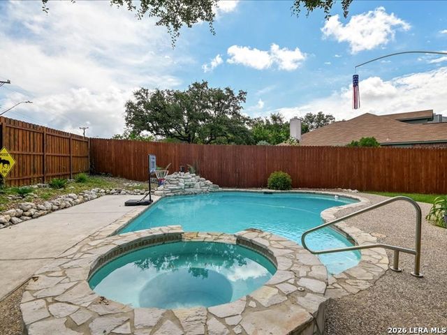 9049 Sarasota Woods, San Antonio, TX 78250