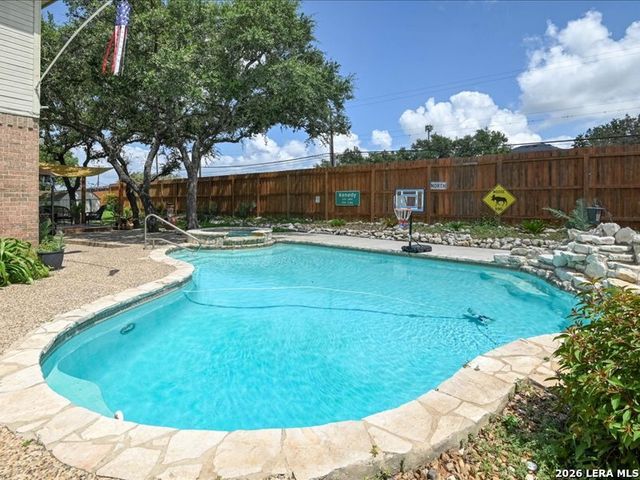 9049 Sarasota Woods, San Antonio, TX 78250