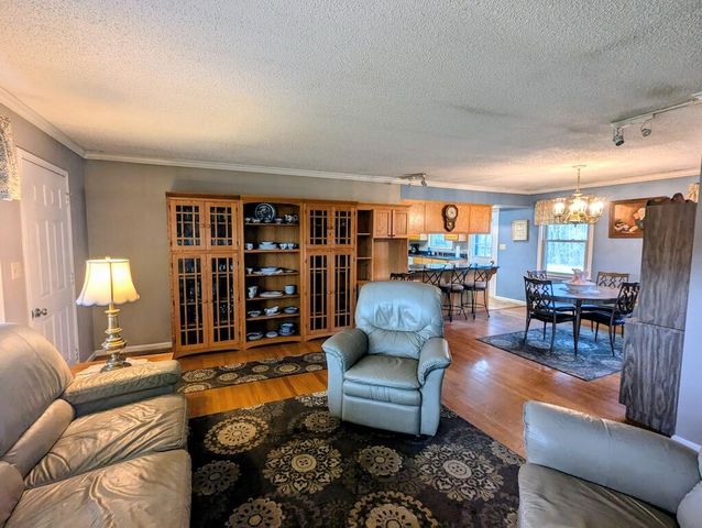 183 Abrahams Place, Floyd, VA 24091