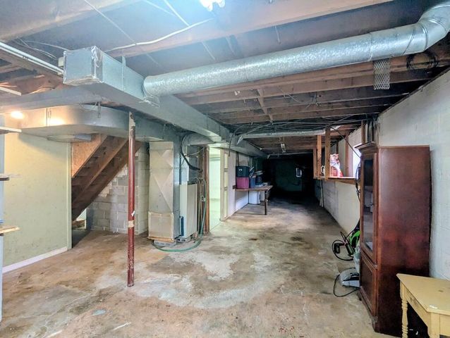 183 Abrahams Place, Floyd, VA 24091