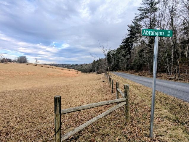 183 Abrahams Place, Floyd, VA 24091