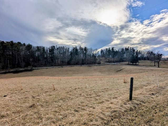 183 Abrahams Place, Floyd, VA 24091