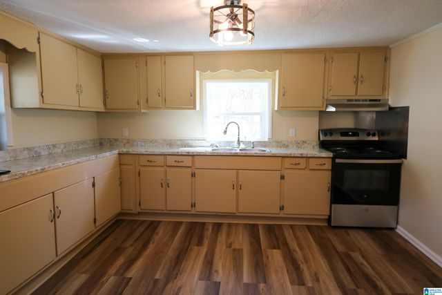 705 17TH STREET S, Pell City, AL 35128