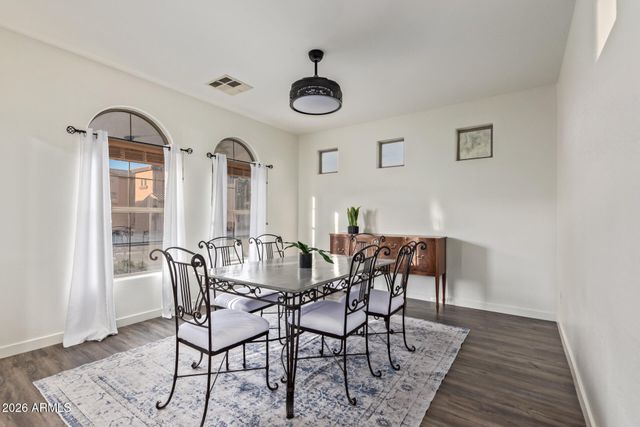 2635 E CHESTER Drive, Chandler, AZ 85286