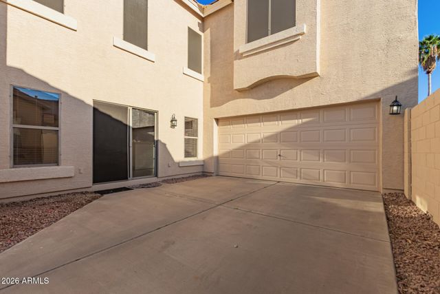 2635 E CHESTER Drive, Chandler, AZ 85286