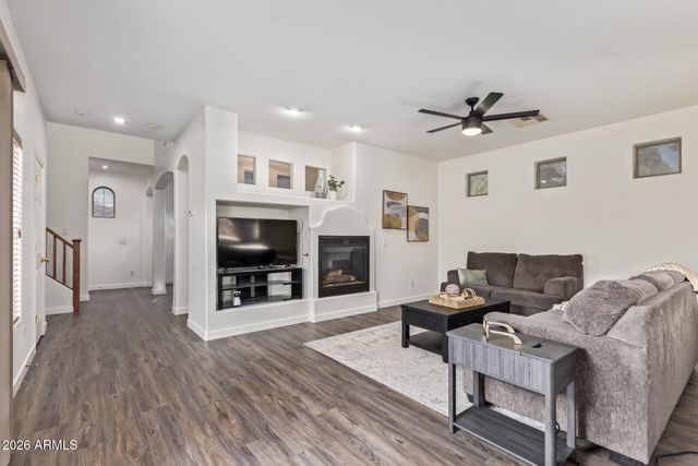 2635 E CHESTER Drive, Chandler, AZ 85286