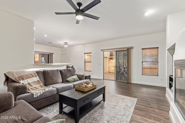 2635 E CHESTER Drive, Chandler, AZ 85286