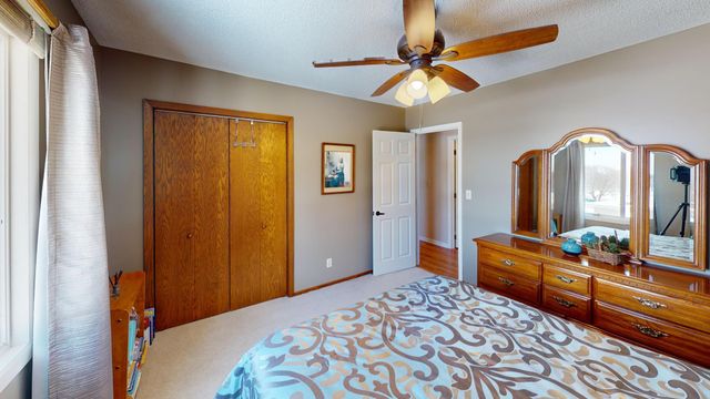 319 Garden Road, Albert Lea, MN 56007