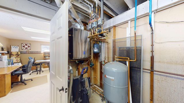 319 Garden Road, Albert Lea, MN 56007