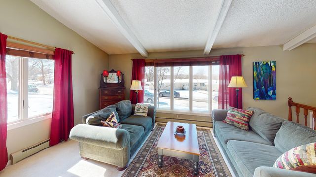 319 Garden Road, Albert Lea, MN 56007