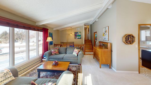 319 Garden Road, Albert Lea, MN 56007