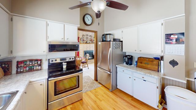 319 Garden Road, Albert Lea, MN 56007