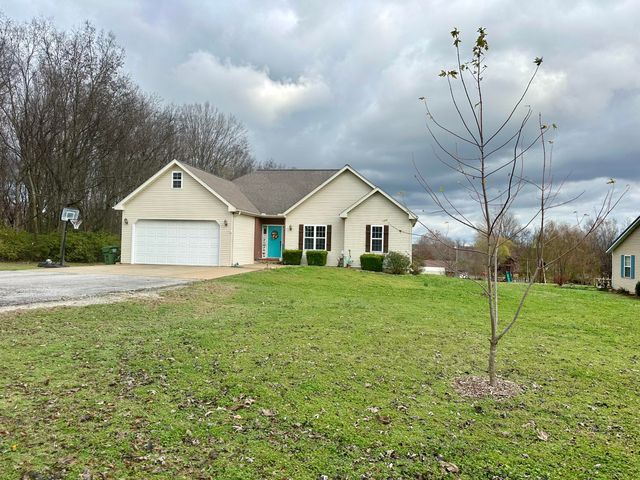 1012 S Palomino Road, Carthage, MO 64836