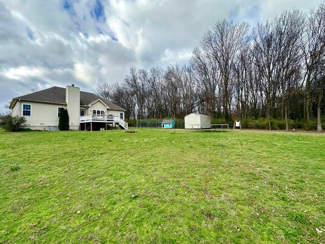 1012 S Palomino Road, Carthage, MO 64836