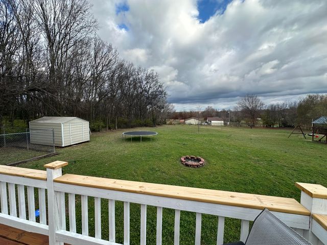 1012 S Palomino Road, Carthage, MO 64836