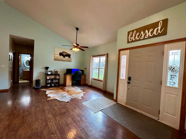 1012 S Palomino Road, Carthage, MO 64836