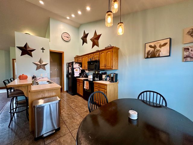 1012 S Palomino Road, Carthage, MO 64836