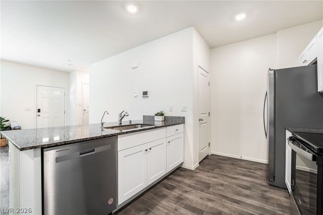 7483 Coastal Ledge Street, Las Vegas, NV 89139