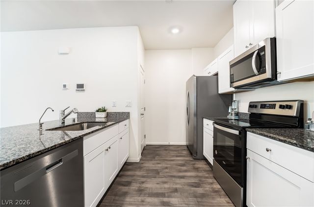 7483 Coastal Ledge Street, Las Vegas, NV 89139