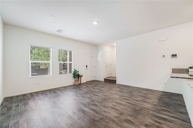 7483 Coastal Ledge Street, Las Vegas, NV 89139