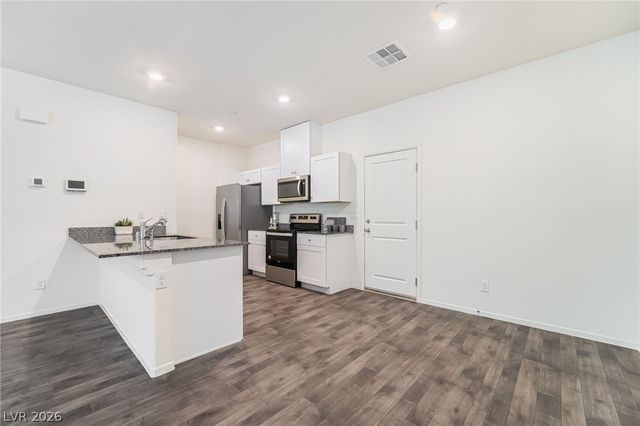 7483 Coastal Ledge Street, Las Vegas, NV 89139