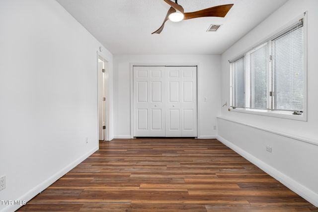 500 Fleetwood Drive 7, Kingsport, TN 37660