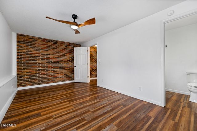 500 Fleetwood Drive 7, Kingsport, TN 37660