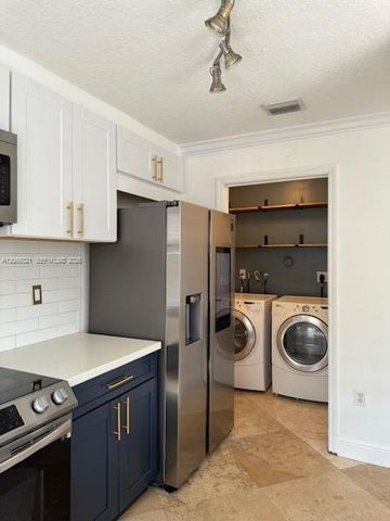 15242 SW 30th Terrace 15242, Miami, FL 33185