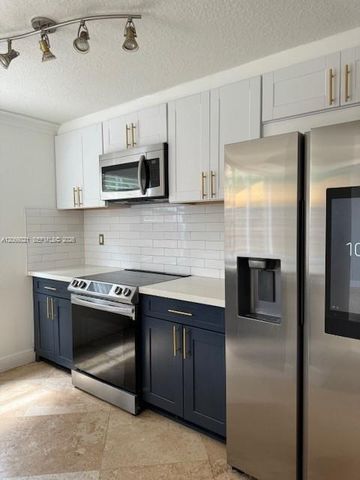 15242 SW 30th Terrace 15242, Miami, FL 33185