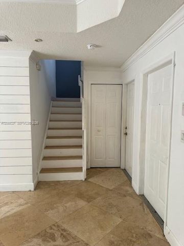 15242 SW 30th Terrace 15242, Miami, FL 33185