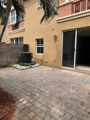 15242 SW 30th Terrace 15242, Miami, FL 33185