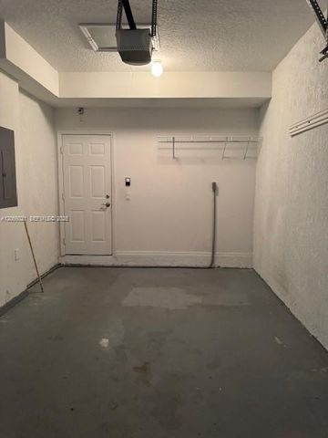 15242 SW 30th Terrace 15242, Miami, FL 33185