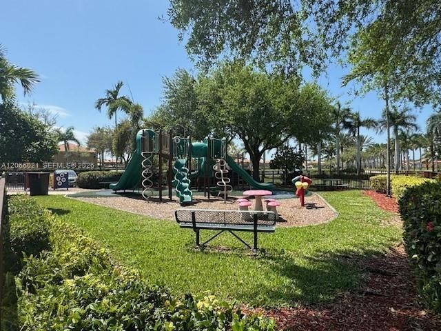 15242 SW 30th Terrace 15242, Miami, FL 33185